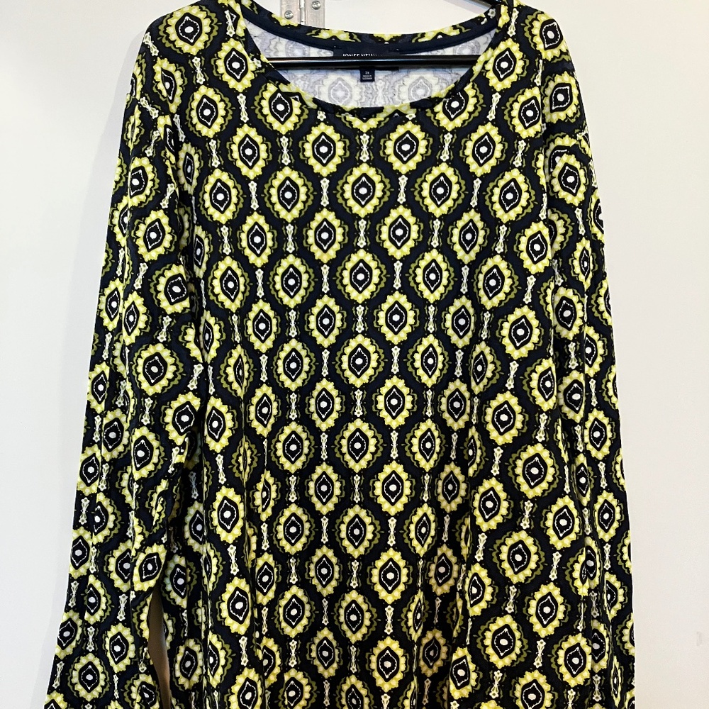 🎉 Jones New York Signature Woman Black Yellow Geometric Long Sleeve Top